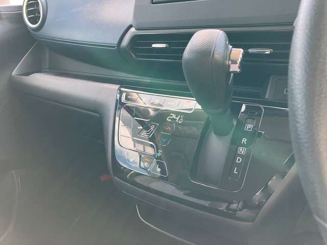 Mitsubishi eK X 5