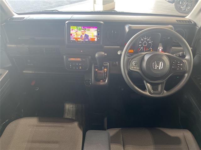 Honda N-VAN 8