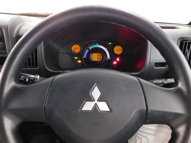 Mitsubishi Minicab MiEV 8