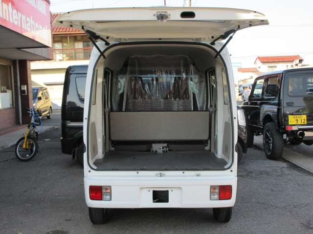 Nissan NV100 Clipper 12