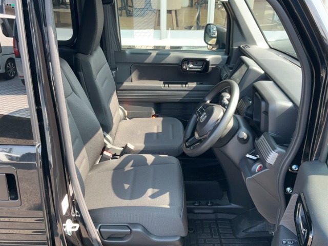 Honda N-VAN 8
