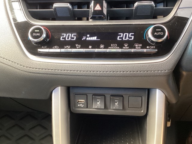 Toyota Corolla Cross 11