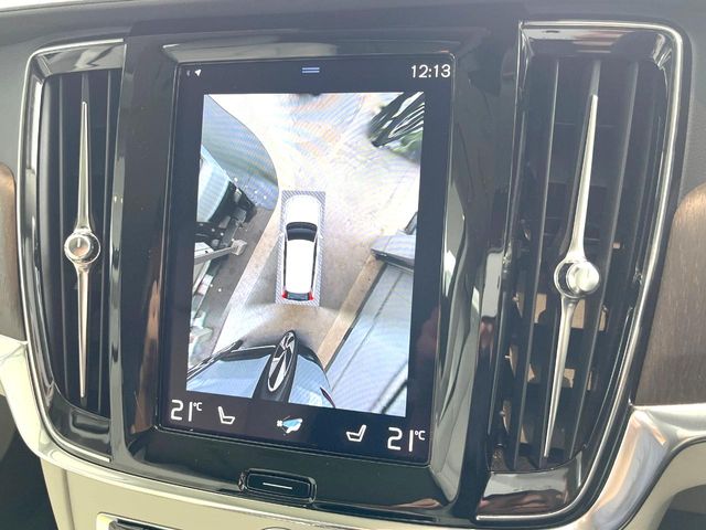 Volvo V90 Cross Country 8