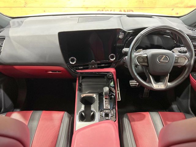 Lexus NX 2