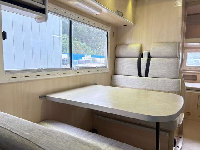 Toyota Camroad 7