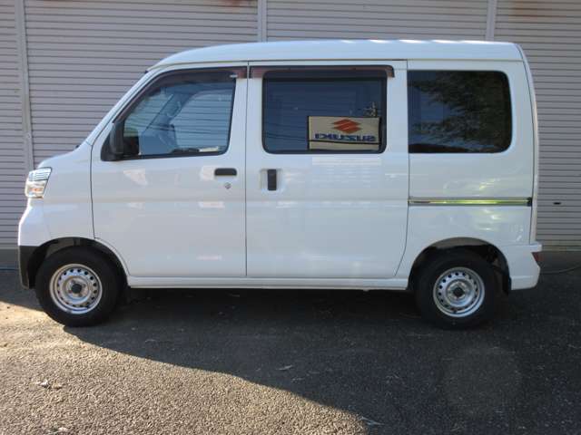 Daihatsu Hijet Cargo 4