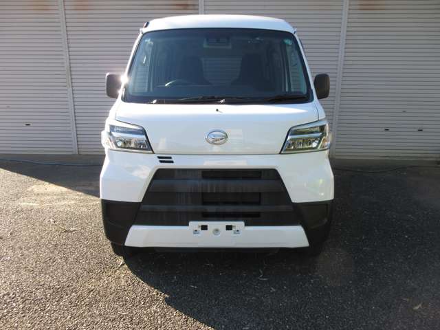 Daihatsu Hijet Cargo 5
