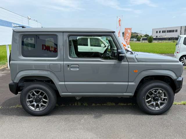 Suzuki Jimny 11