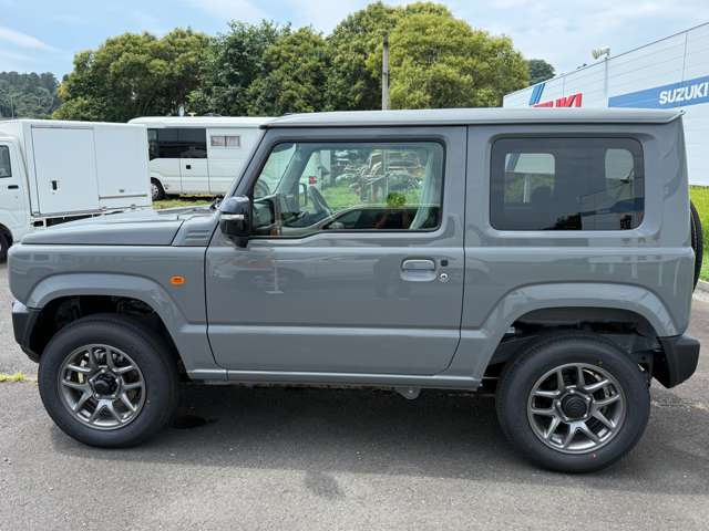 Suzuki Jimny 7