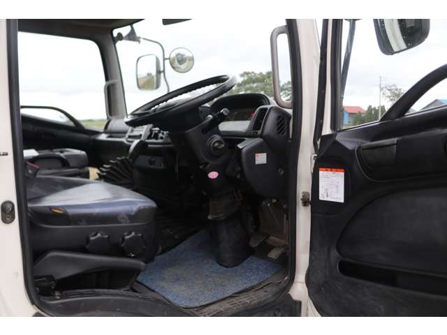 Hino Ranger 9