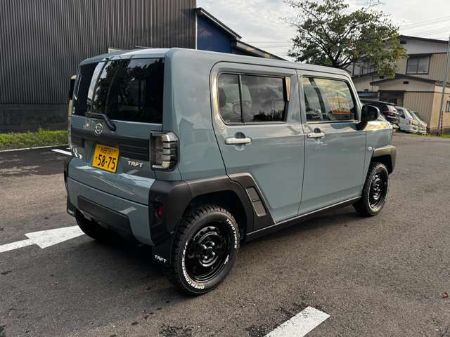 Daihatsu Taft 10