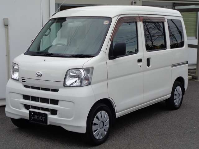 Daihatsu Hijet Cargo 2
