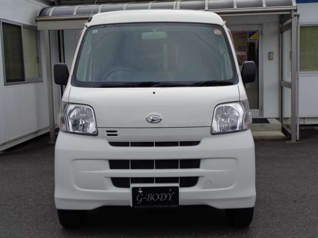 Daihatsu Hijet Cargo 3