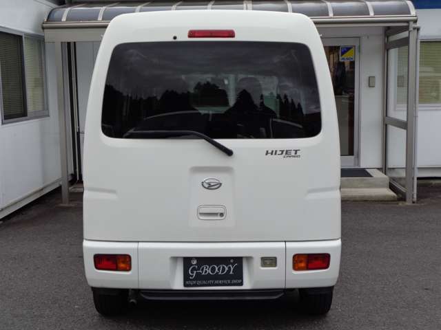 Daihatsu Hijet Cargo 9
