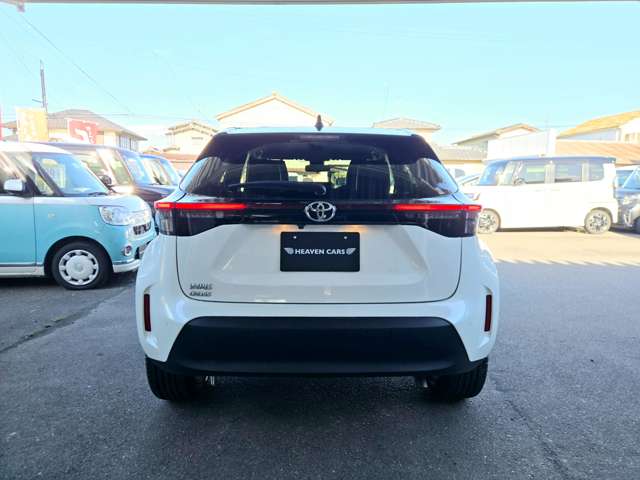 Toyota Yaris Cross 12