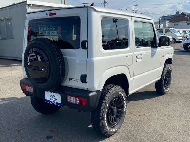 Suzuki Jimny 6