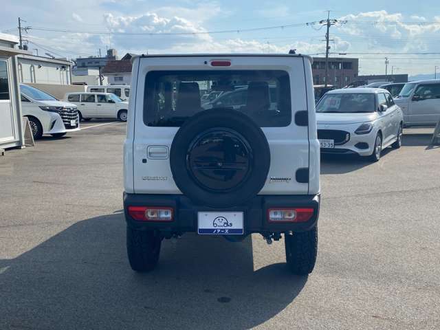 Suzuki Jimny 7