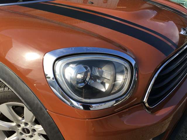 MINI Crossover 10