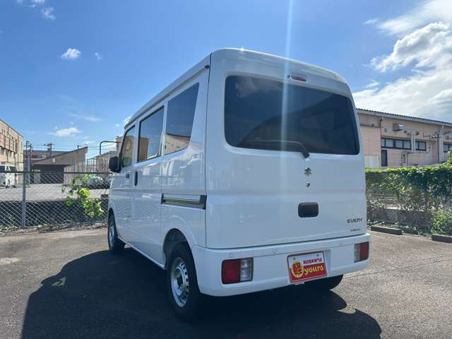 Suzuki Every 11