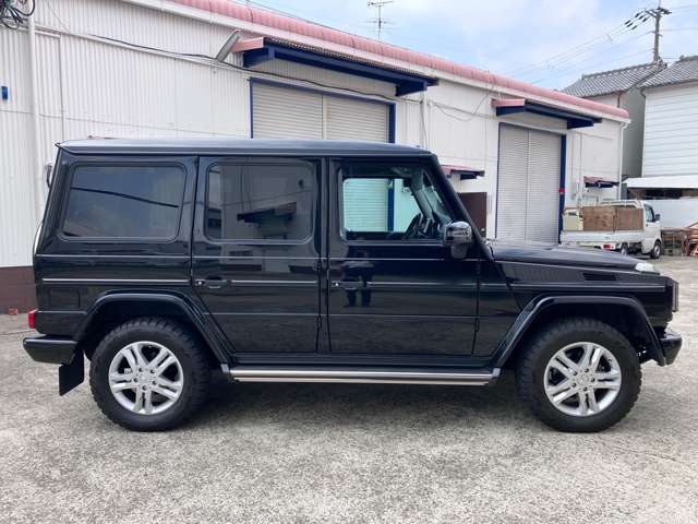 Mercedes-Benz G-Class 4