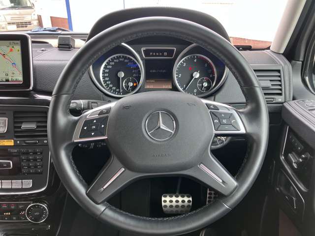 Mercedes-Benz G-Class 9