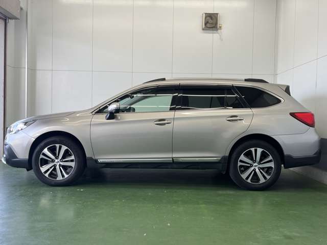 Subaru Legacy Outback 7