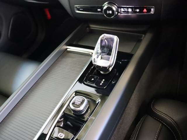 Volvo XC60 11