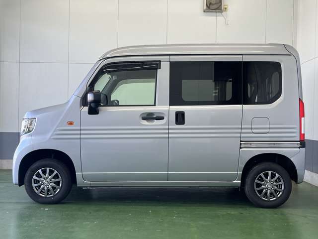 Honda N-VAN 8
