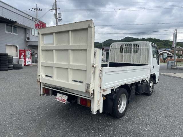 Isuzu Elf 2