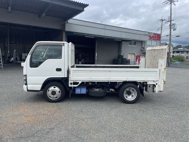 Isuzu Elf 4