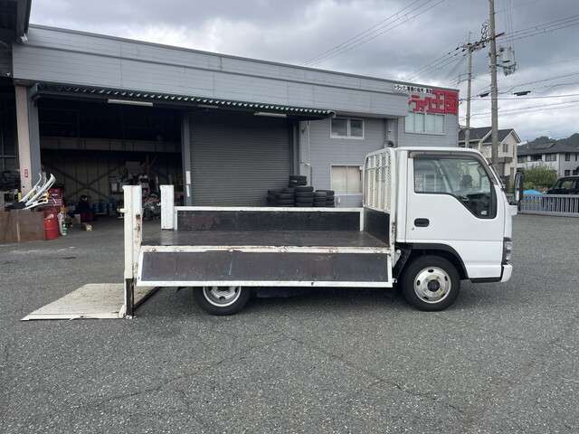 Isuzu Elf 7