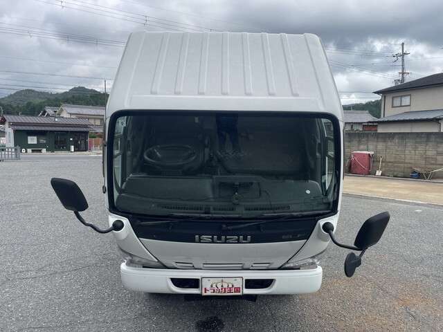 Isuzu Elf 9