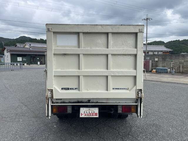 Isuzu Elf 10