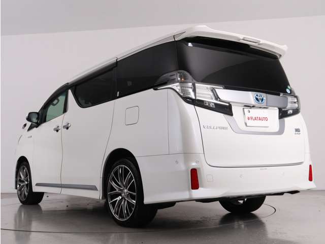 Toyota Vellfire 8