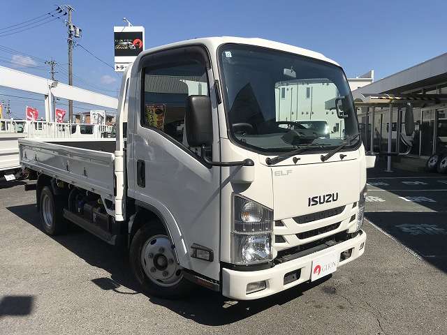 Isuzu Elf 3