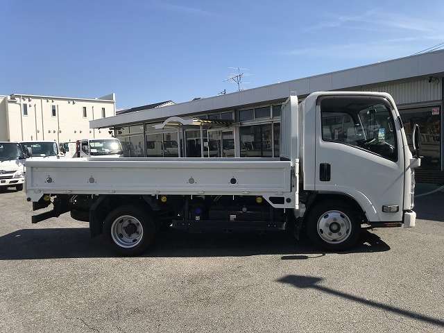 Isuzu Elf 5