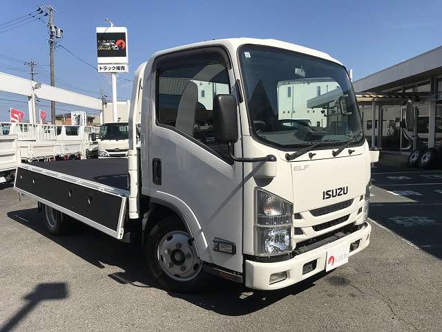 Isuzu Elf 10