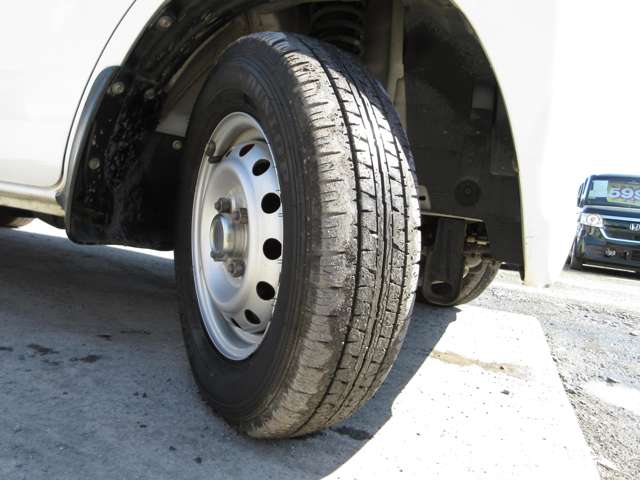 Nissan NV100 Clipper 12