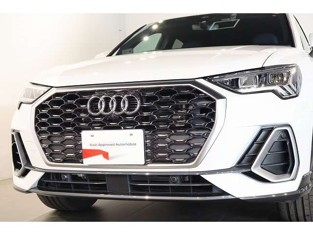 Audi Q3 Sportback 8