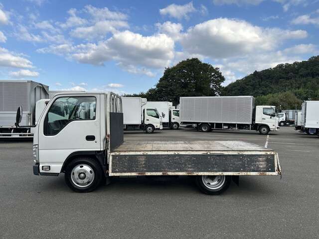 Isuzu Elf 6