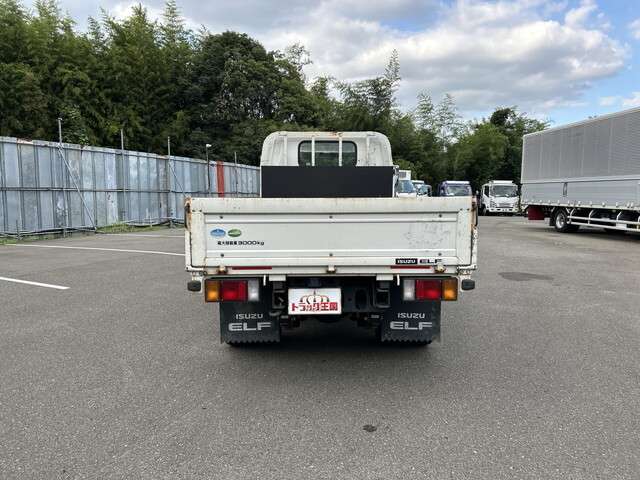 Isuzu Elf 10