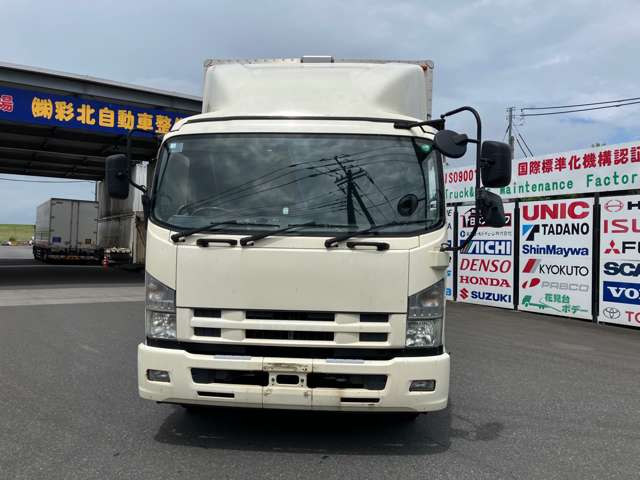 Isuzu Forward 3