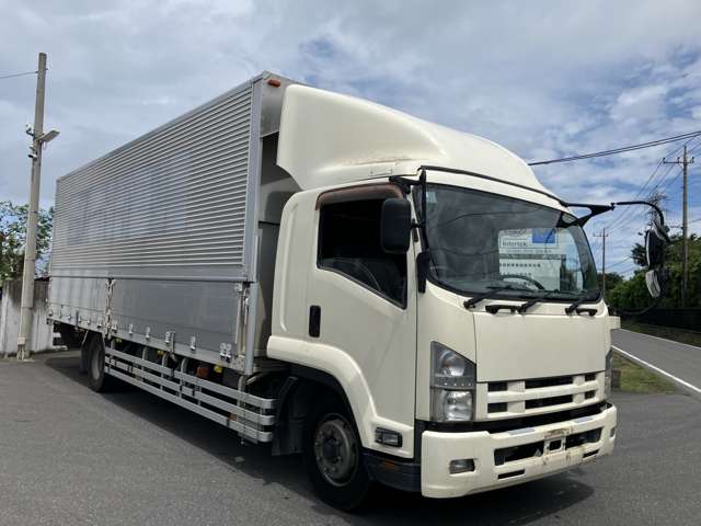 Isuzu Forward 4