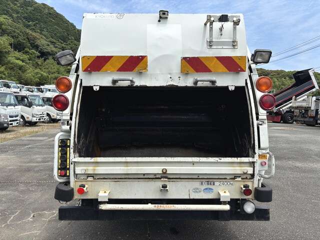 Isuzu Elf 10