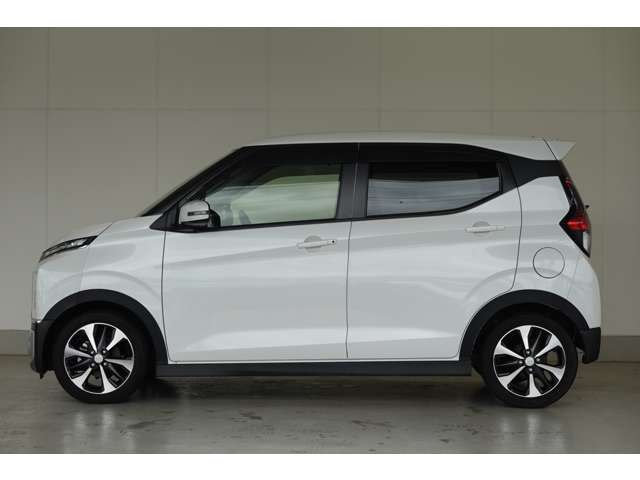 Mitsubishi eK X 6