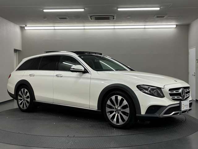 Mercedes-Benz E-Class All-Terrain 7