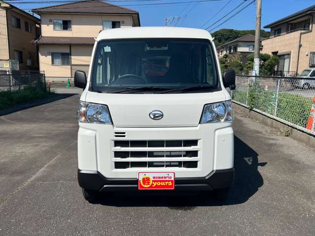 Daihatsu Hijet Cargo 8