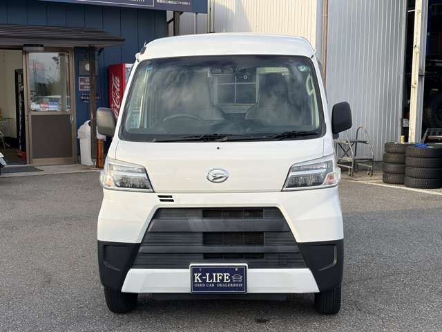Daihatsu Hijet Cargo 7