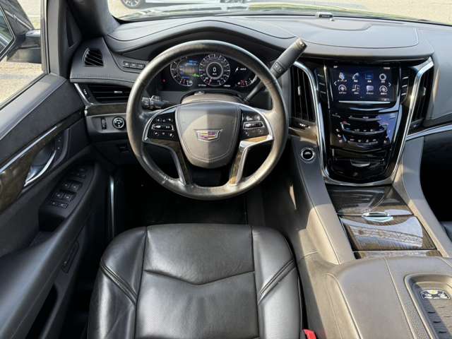 Cadillac エスカレード 12