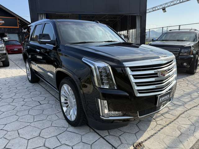 Cadillac エスカレード 7